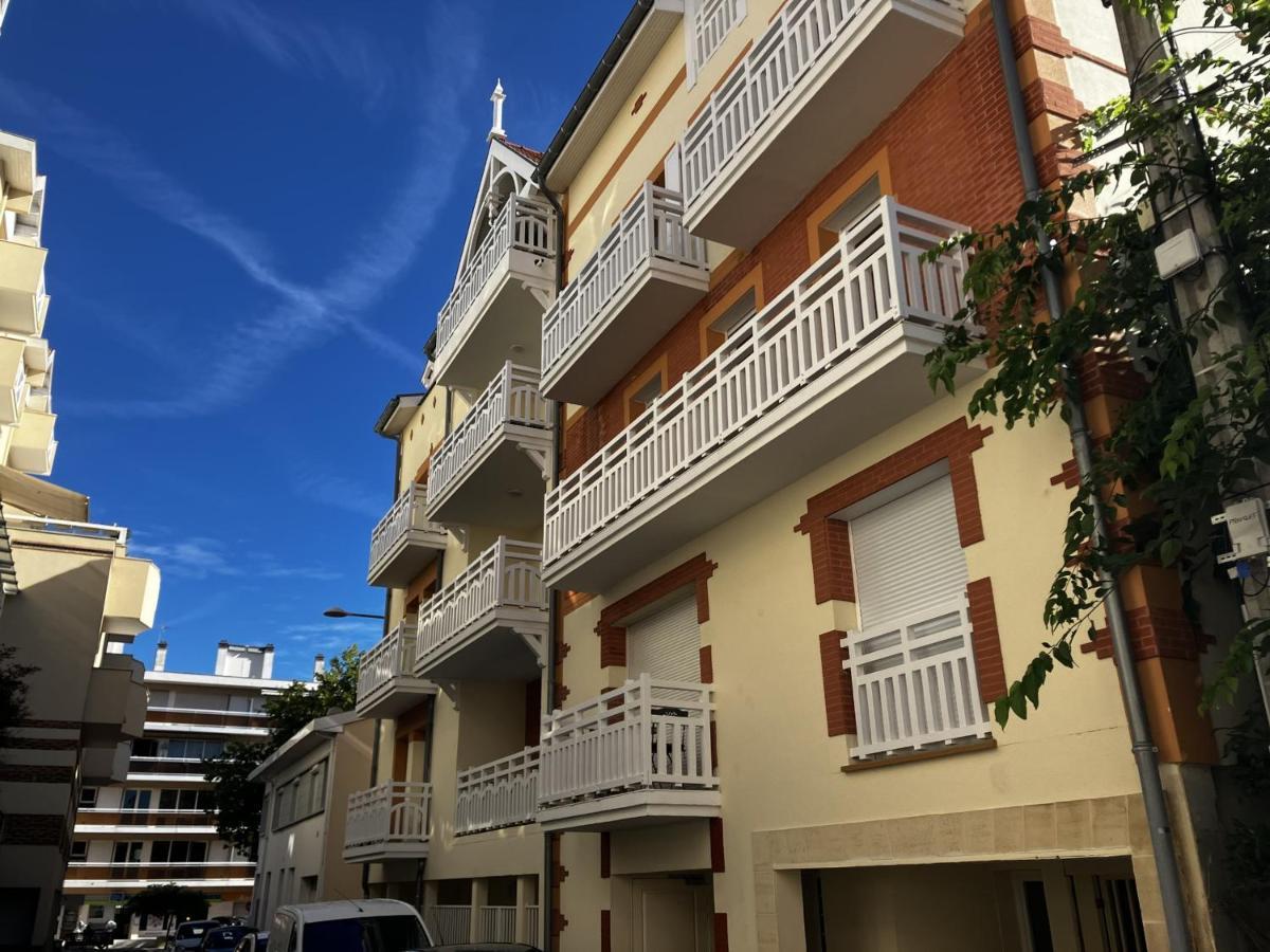 T3 En Centre D'Arcachon, 2 Min Plage, 5 Min Gare, Balcon, Parking Securise, Wifi, Menage Inclus - Fr-1-374-193 Zewnętrze zdjęcie
